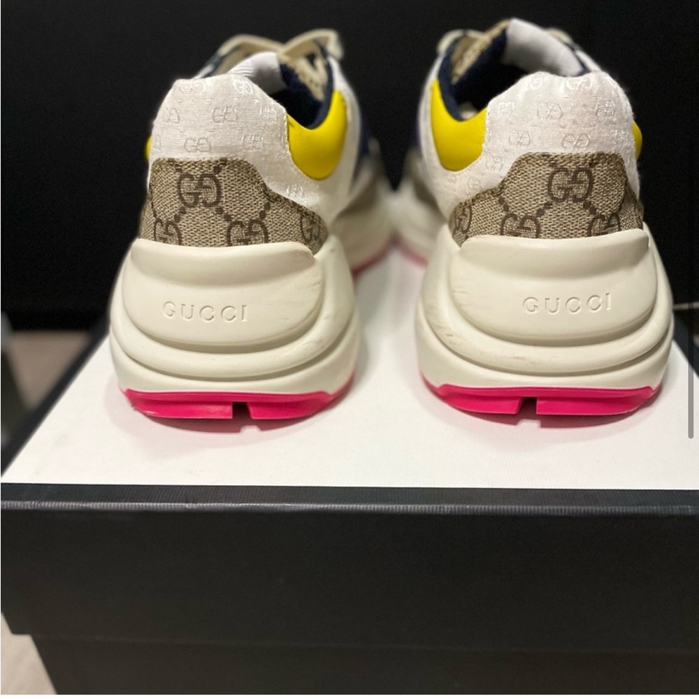 Gucci Rhyton sneakers - Picture 3 of 5